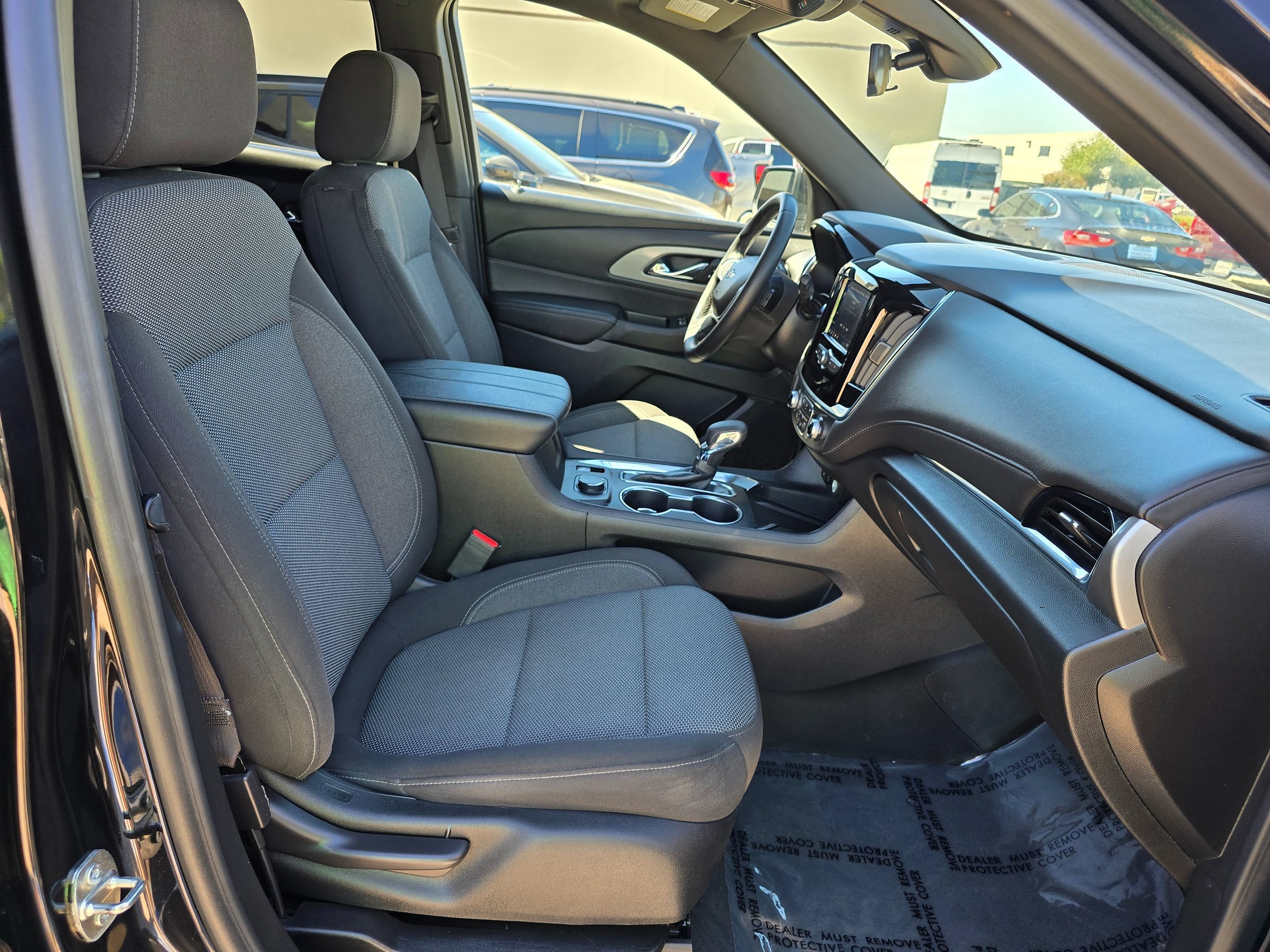 Used 2023 Chevrolet Traverse LT FWD image 35
