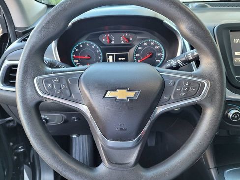 Used 2018 Chevrolet Equinox LT FWD image 21