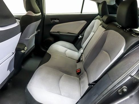 Certified 2022 Toyota Prius LE image 10