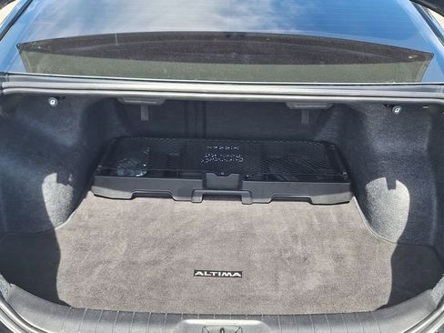 Used 2024 Nissan Altima 2.5 SR w/ SR Premium Package image 30