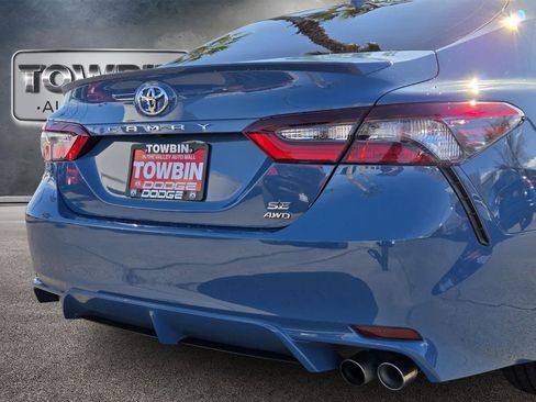 Used 2023 Toyota Camry SE AWD/4WD image 6