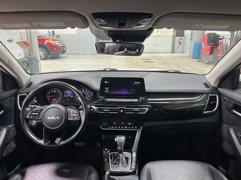 Used 2022 Kia Seltos EX AWD/4WD image 49