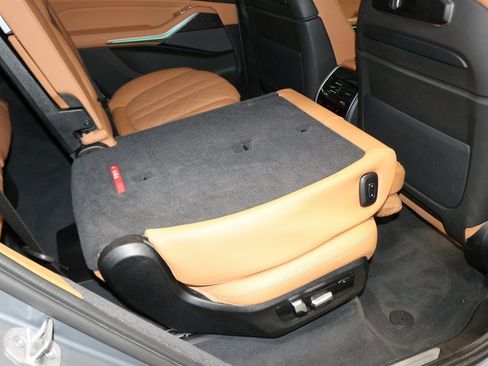 Certified 2023 BMW X7 xDrive40i w/ Executive Package image 24