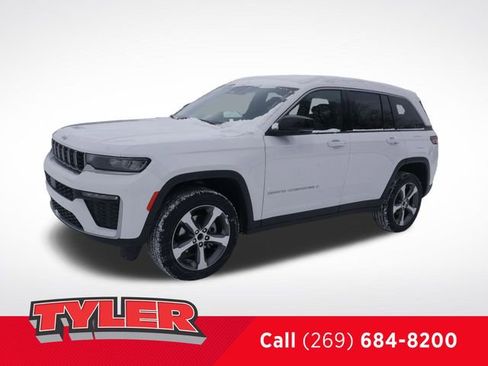 New 2026 Jeep Grand Cherokee Limited AWD/4WD image 3