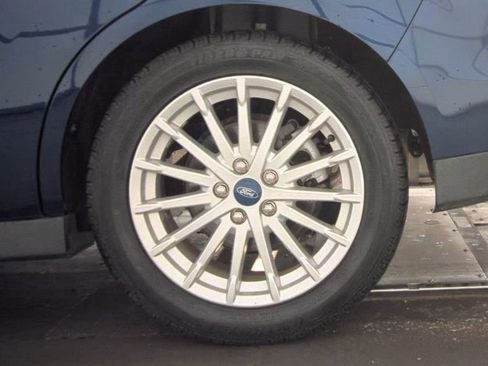 Used 2016 Ford C-MAX SE image 22