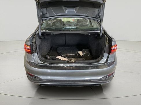 New 2026 Volkswagen Jetta SE FWD image 10