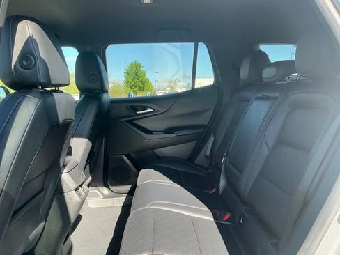 Used 2025 Chevrolet Equinox LT w/ Convenience Package II FWD image 33