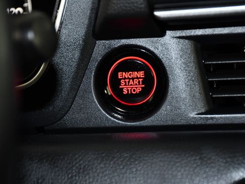 Certified 2025 Honda Pilot EX-L image 24