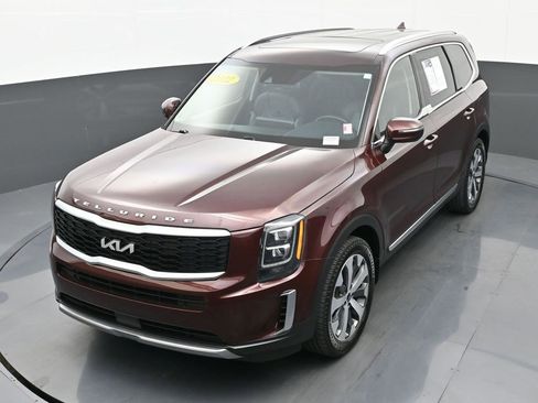 Used 2022 Kia Telluride EX w/ EX Premium Package FWD image 42