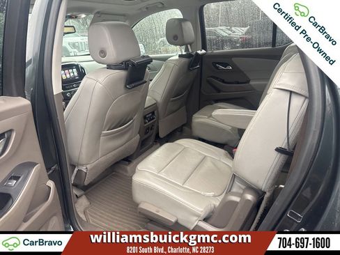 Used 2018 Chevrolet Traverse LT image 15