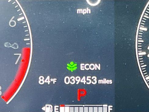 Used 2024 Honda HR-V Sport image 12