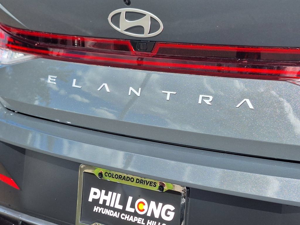 New 2026 Hyundai Elantra SEL Sport Premium FWD image 28