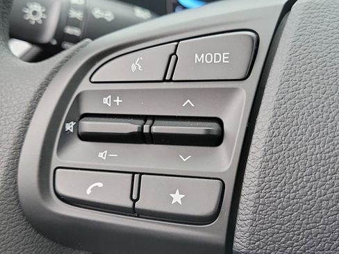 New 2026 Hyundai Venue SE image 8