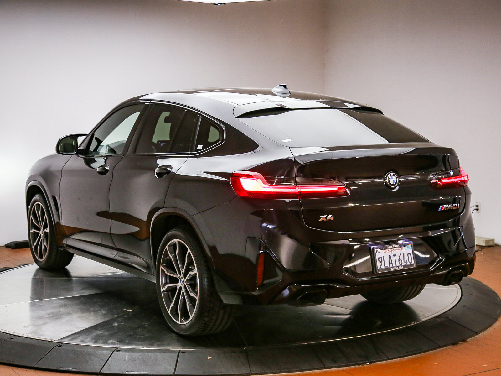 Certified 2024 BMW X4 M40i AWD/4WD image 5