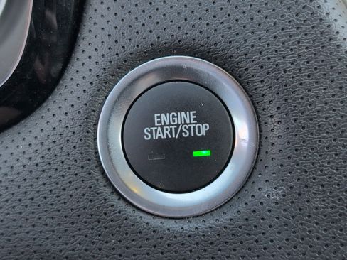 Certified 2025 Cadillac XT5 Premium Luxury image 19