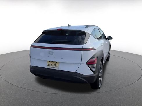 Used 2025 Hyundai Kona SEL image 12