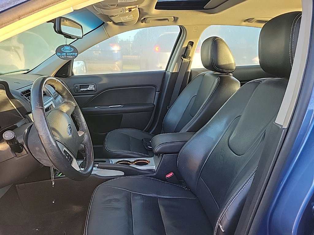 Used 2010 Ford Fusion SEL FWD image 6