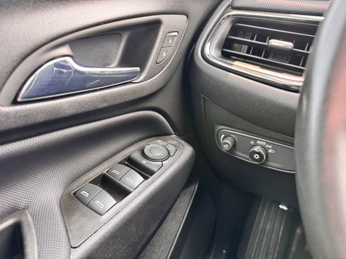 Used 2023 Chevrolet Equinox RS w/ RS Leather Package FWD image 14