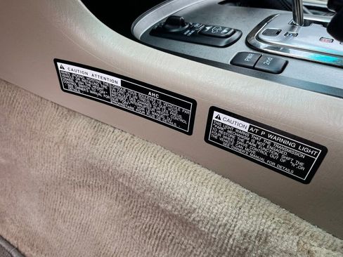 Used 2006 Toyota Land Cruiser image 77