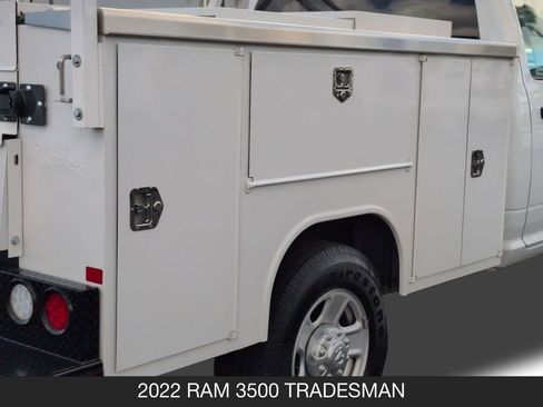 Used 2022 RAM 3500 Tradesman RWD image 19