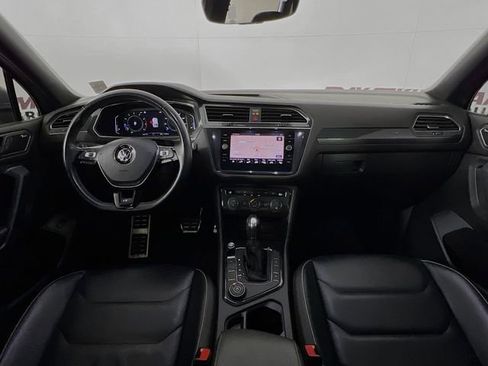 Used 2019 Volkswagen Tiguan SEL Premium R-Line w/ 3rd Row Seat Package AWD/4WD image 25