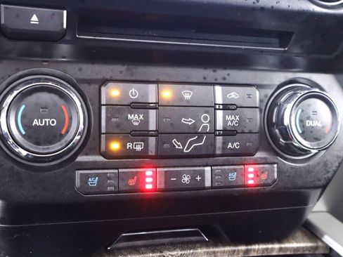 Used 2017 Ford F350 Lariat w/ Lariat Ultimate Package image 26