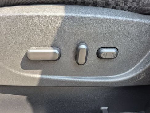 Used 2017 Ford Escape Titanium AWD/4WD image 12
