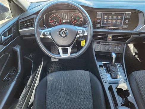 Used 2020 Volkswagen Jetta S image 17