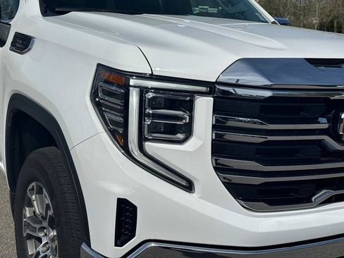 Used 2025 GMC Sierra 1500 SLT AWD/4WD image 10