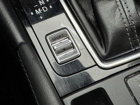 Used 2018 MAZDA MAZDA3 Sport w/ Preferred Equipment Package image 28