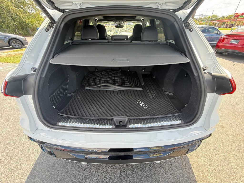 Used 2025 Audi SQ5 Premium Plus AWD/4WD image 32