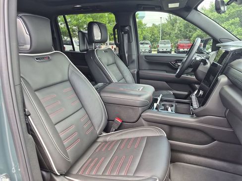 New 2026 GMC Yukon XL AT4 Ultimate AWD/4WD image 43