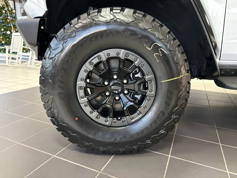 New 2025 Ford Bronco Raptor image 26