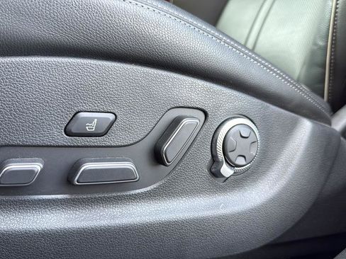 Used 2024 Genesis GV70 2.5T w/ Sport Prestige Package AWD/4WD image 32
