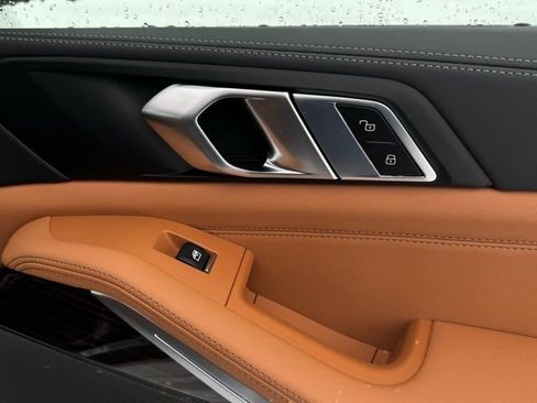 New 2026 BMW X5 xDrive50e w/ M Sport Package image 19