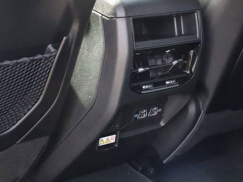 New 2025 Jeep Grand Cherokee Laredo X w/ Luxury Tech Group I AWD/4WD image 17