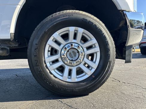 Used 2017 Ford F250 XLT image 13