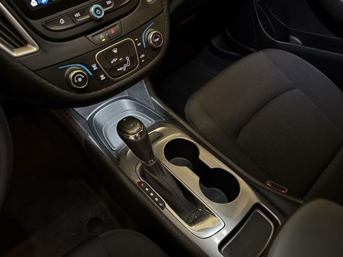 Used 2020 Chevrolet Malibu LS FWD image 17
