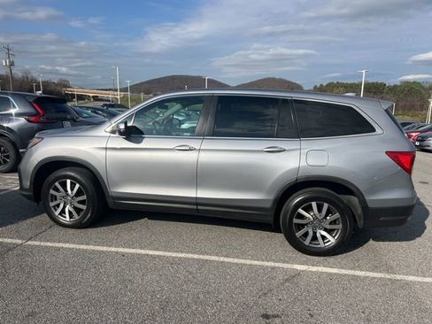Used 2019 Honda Pilot EX image 2