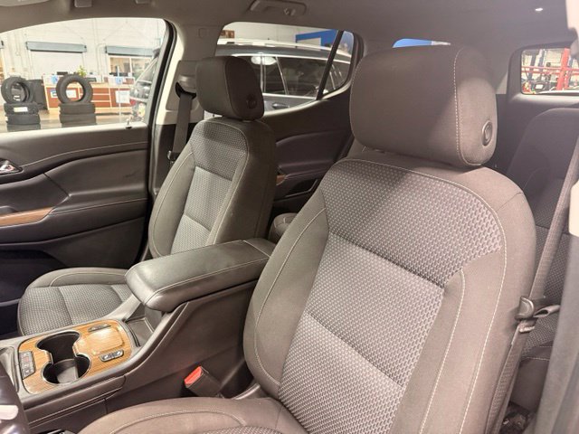 Used 2020 GMC Acadia SLE w/ Driver Convenience Package FWD image 7