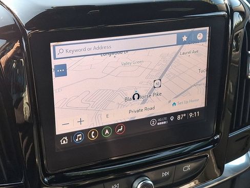 Certified 2023 Chevrolet Traverse LT w/ LT Premium Package AWD/4WD image 19