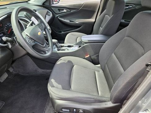 Used 2024 Chevrolet Malibu LT image 7