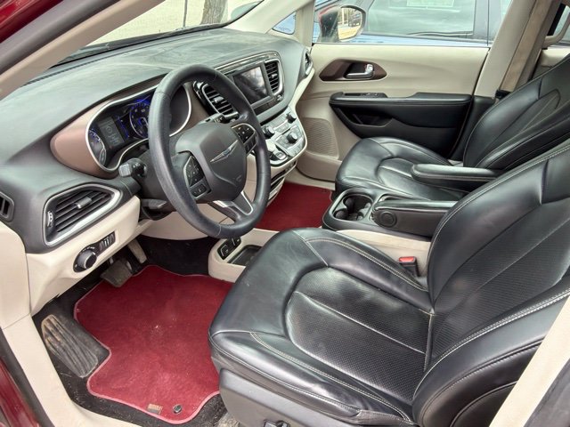 Used 2021 Chrysler Voyager Lxi FWD image 5