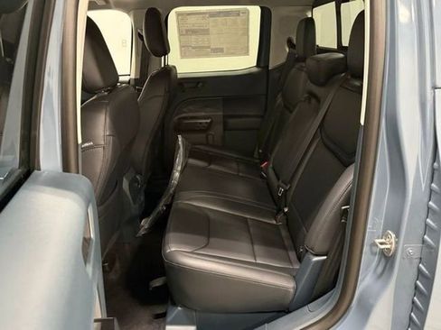 New 2026 Ford Maverick Lariat w/ Black Appearance Package AWD/4WD image 39
