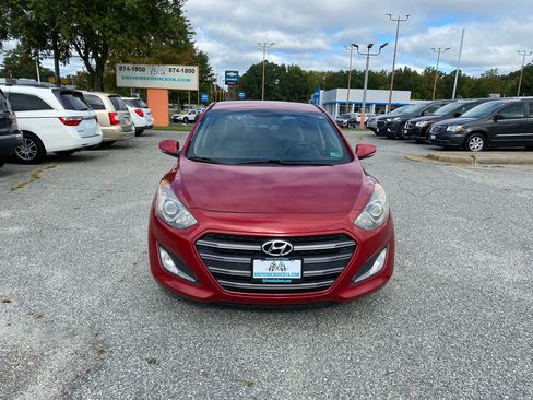 Used 2016 Hyundai Elantra GT w/ Option Group 02 image 7