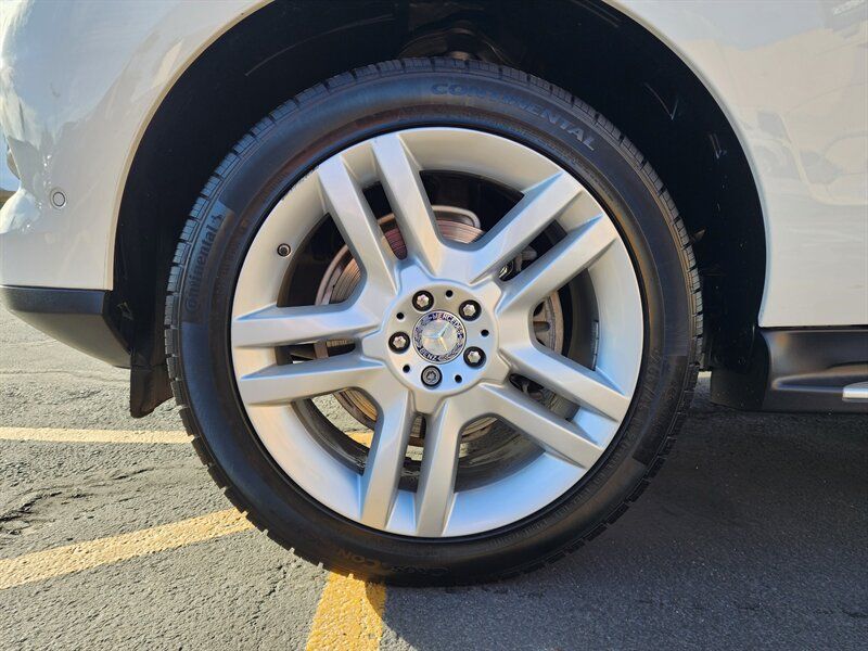 Used 2015 Mercedes-Benz ML 350 4MATIC w/ Premium 1 Package image 19