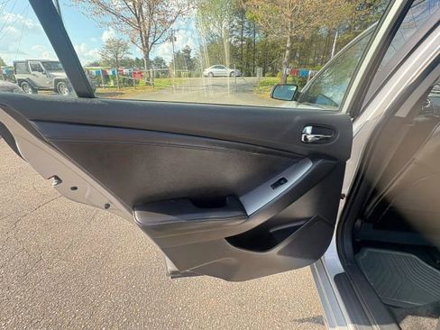 Used 2012 Nissan Altima 3.5 SR w/ Sport Pkg image 10