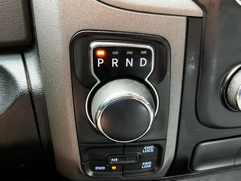 Used 2016 RAM 1500 ST w/ SXT Appearance Group AWD/4WD image 27