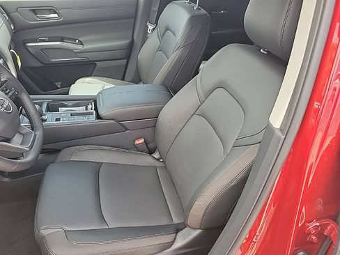 New 2026 Nissan Pathfinder SL w/ Cargo Package FWD image 19
