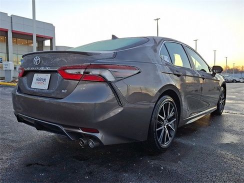 Certified 2023 Toyota Camry SE image 7